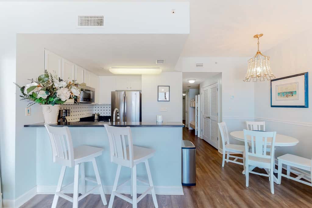 Fun beach getaway with beautiful views, pools, hot tub & beach access