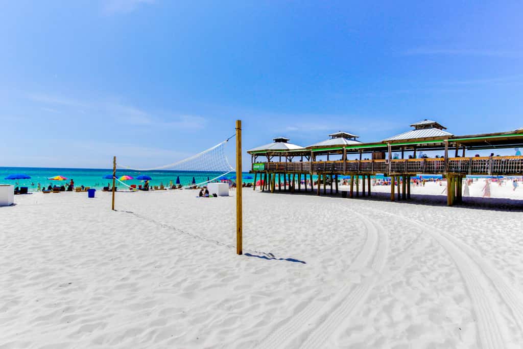 Fun beach getaway with beautiful views, pools, hot tub & beach access