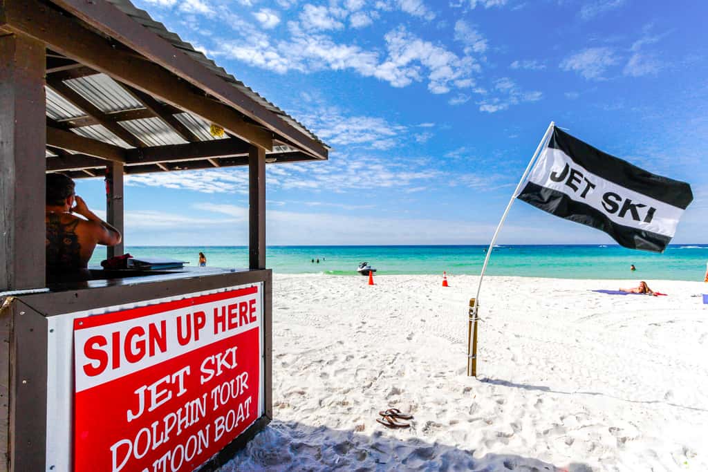 Fun beach getaway with beautiful views, pools, hot tub & beach access