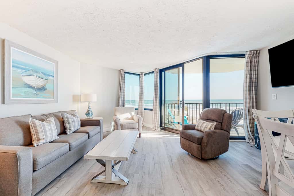 Gulf-front condo with amazing views, WiFi, central AC, pools, & fitness room