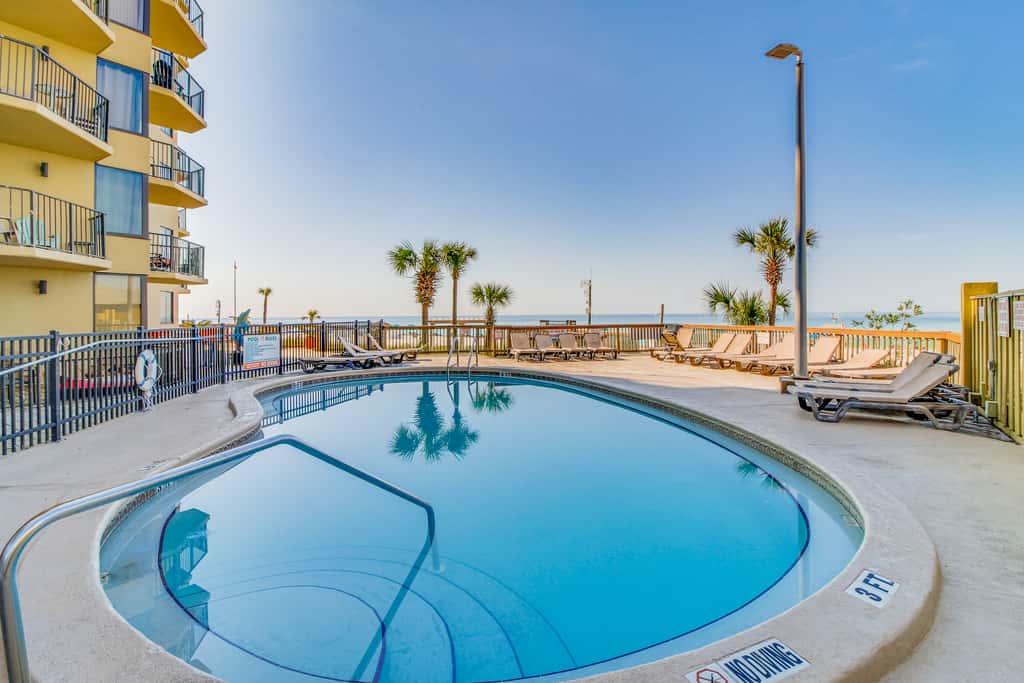 Gulf-front condo with amazing views, WiFi, central AC, pools, & fitness room