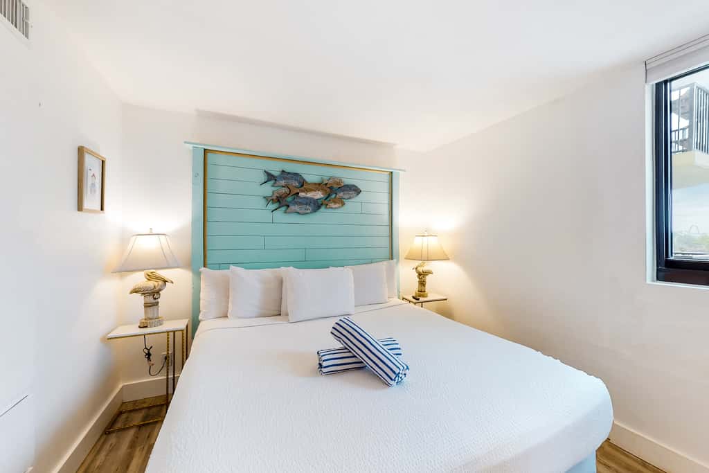 Beachfront condo with a private balcony, three pools, tennis, & picnic area