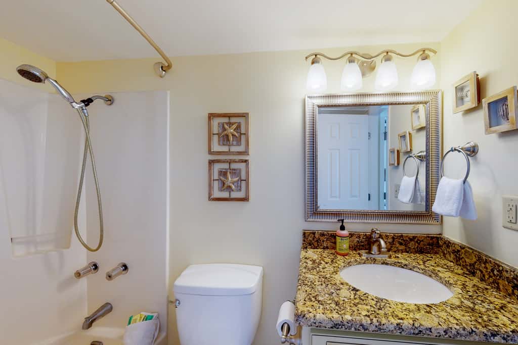 Beautiful beachfront getaway with balcony, pools, tennis, and WiFi