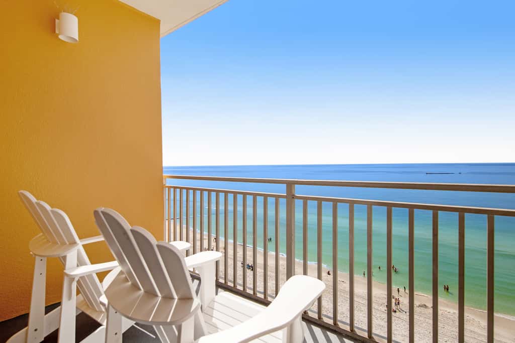 Stylish Gulf-front condo steps from the beach with resort pool, hot tub & gym