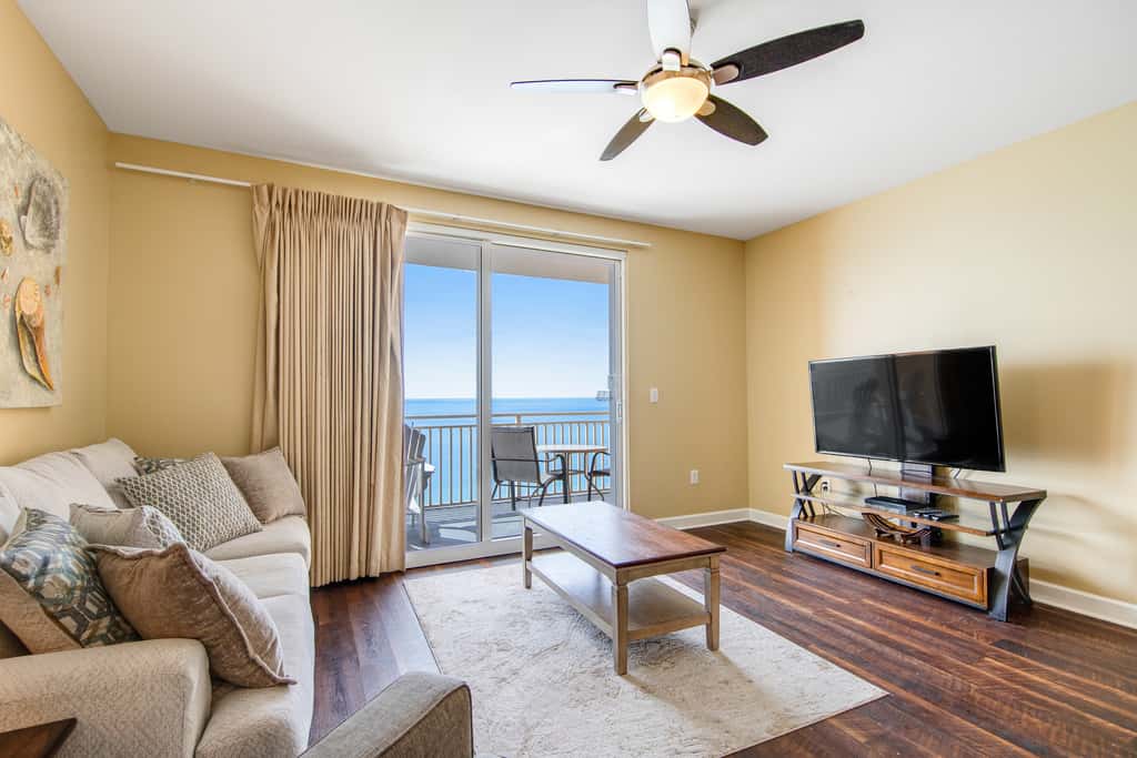 Stylish Gulf-front condo steps from the beach with resort pool, hot tub & gym