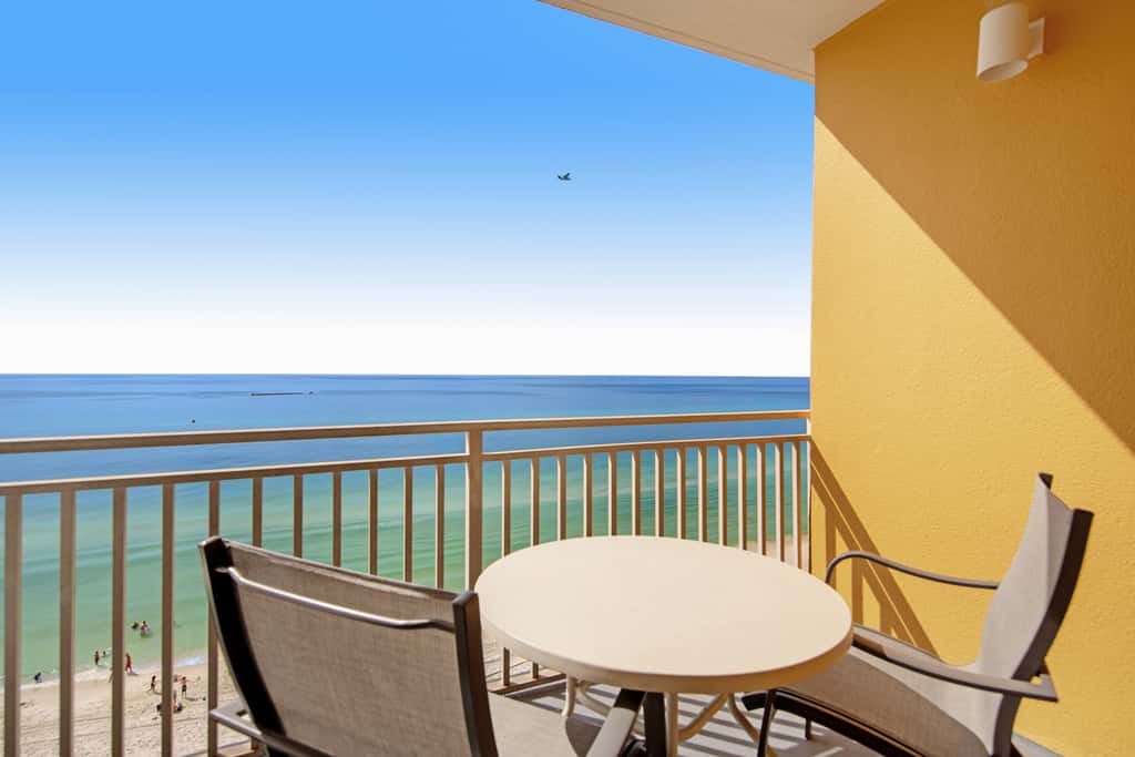 Stylish Gulf-front condo steps from the beach with resort pool, hot tub & gym