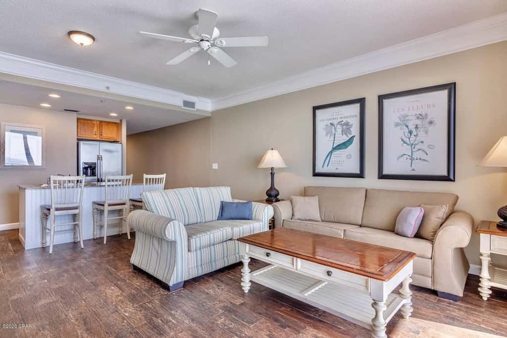 Gulf-front condo with pier views, balcony, heated pool, gym & AC