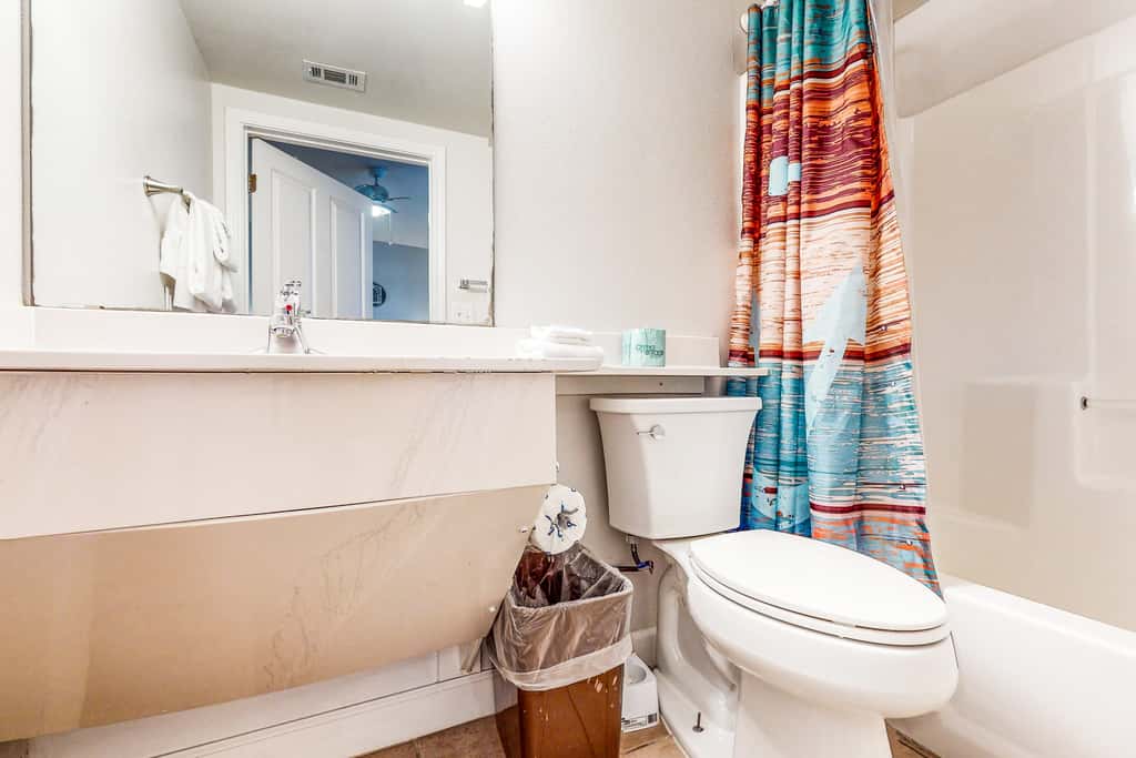 Gulf-front getaway with pools, hot tub & central AC