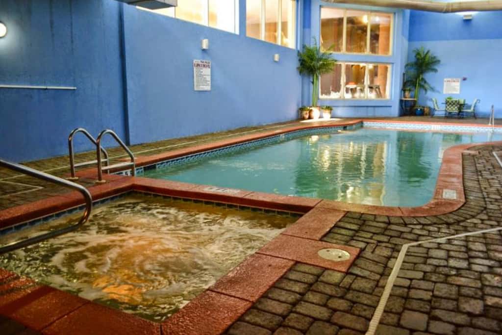 Gulf-front getaway with pools, hot tub & central AC