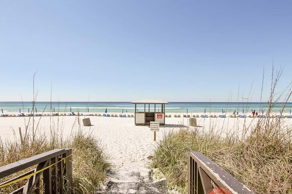 Gulf-front getaway with pools, hot tub & central AC