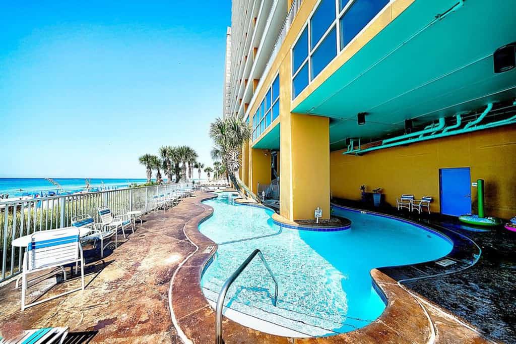 Splash Resort 1805W