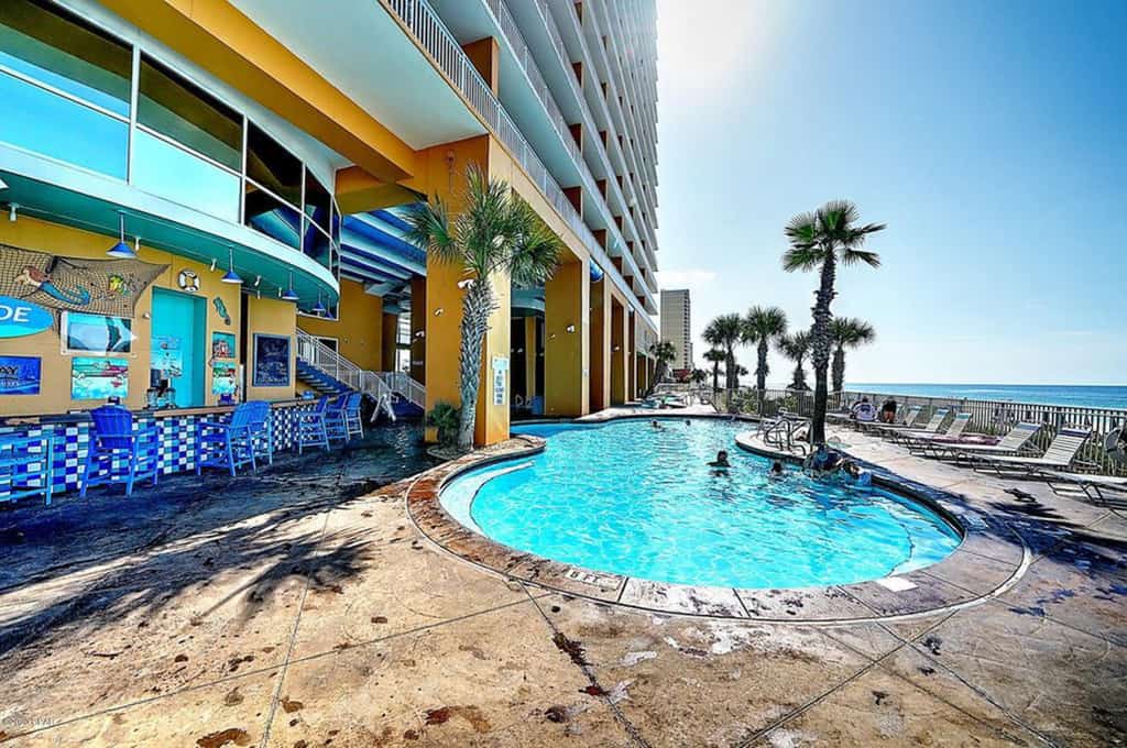 Splash Resort 1805W