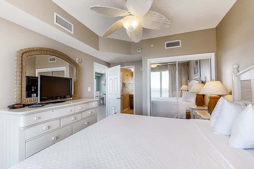 Cool & contemporary beachfront getaway with large balcony, pools, & gym