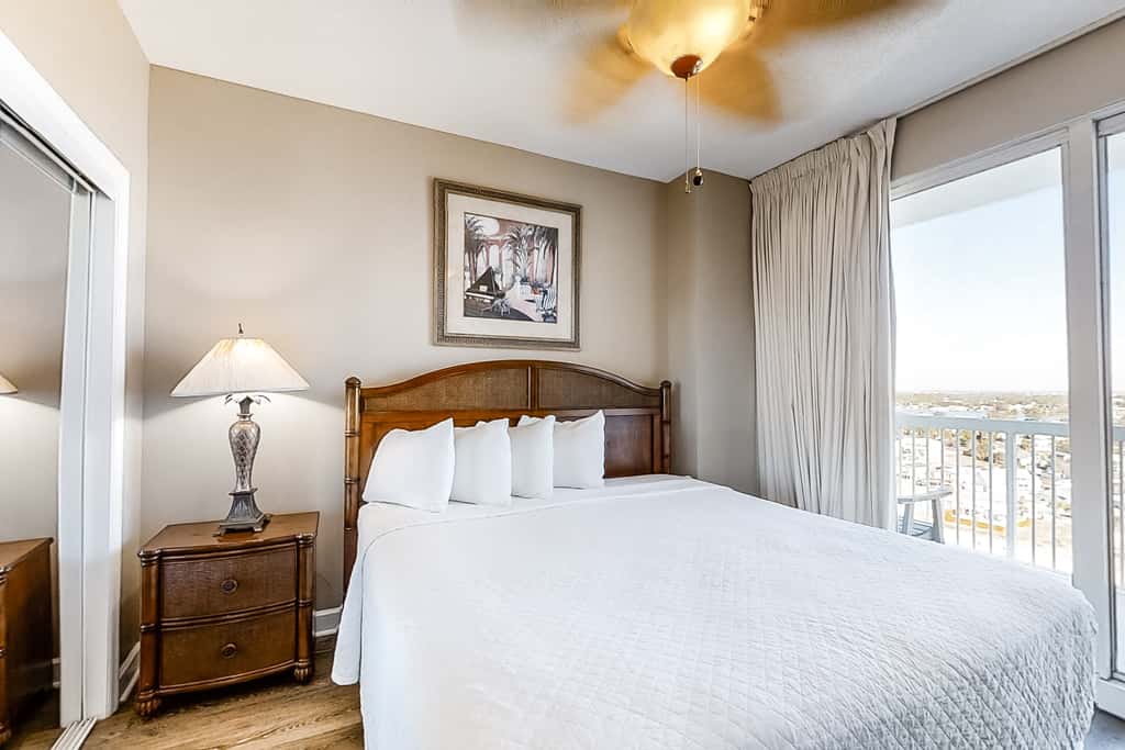Cool & contemporary beachfront getaway with large balcony, pools, & gym
