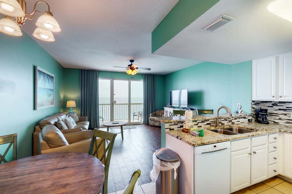 Beachfront, seafoam sanctuary with furnished balcony, pools, & gym