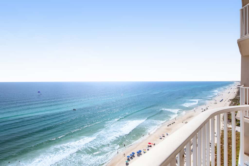 16th-floor waterfront condo with fast WiFi, Gulf view, pools, hot tubs, & gym
