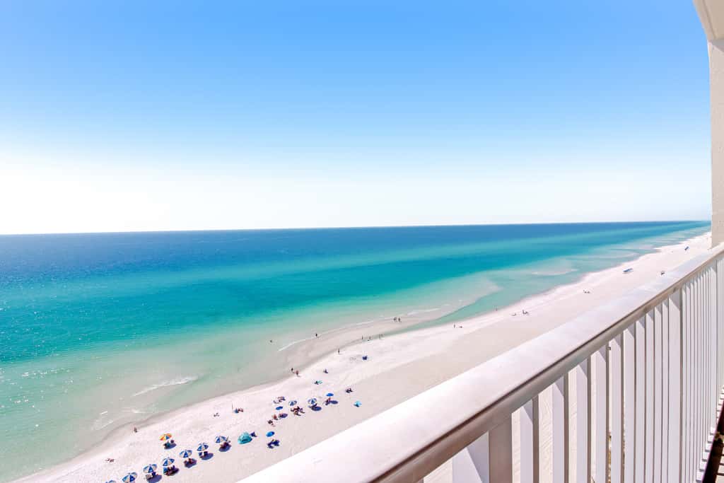 12th-Floor, Beachfront Condo with Fast WiFi, Shared Pools, Hot Tub, Fitness Room