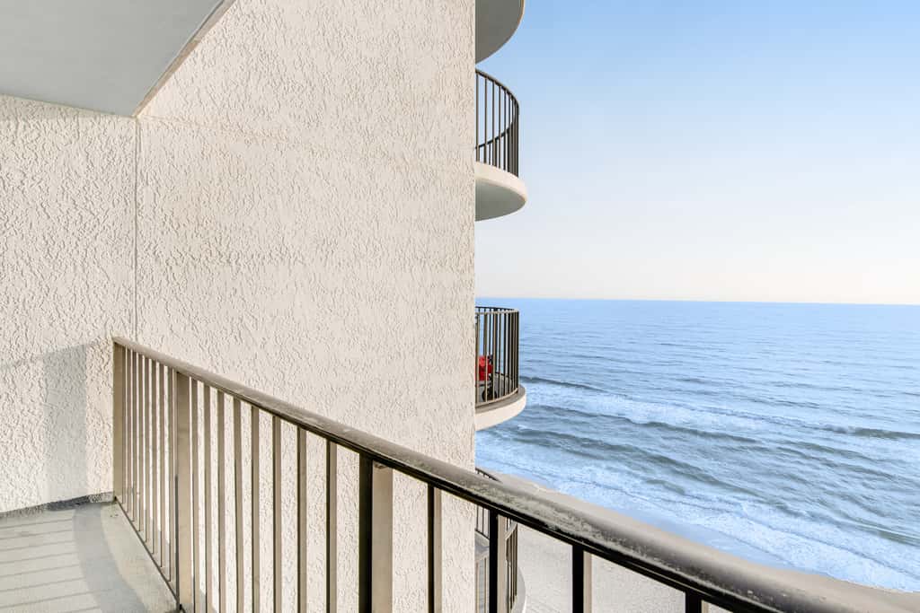 Waterfront beach condo w/ pool, hot tub & tennis available - balcony