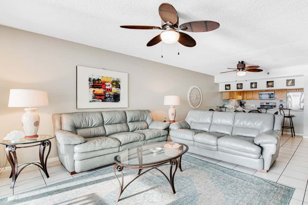 Waterfront beach condo w/ pool, hot tub & tennis available - balcony