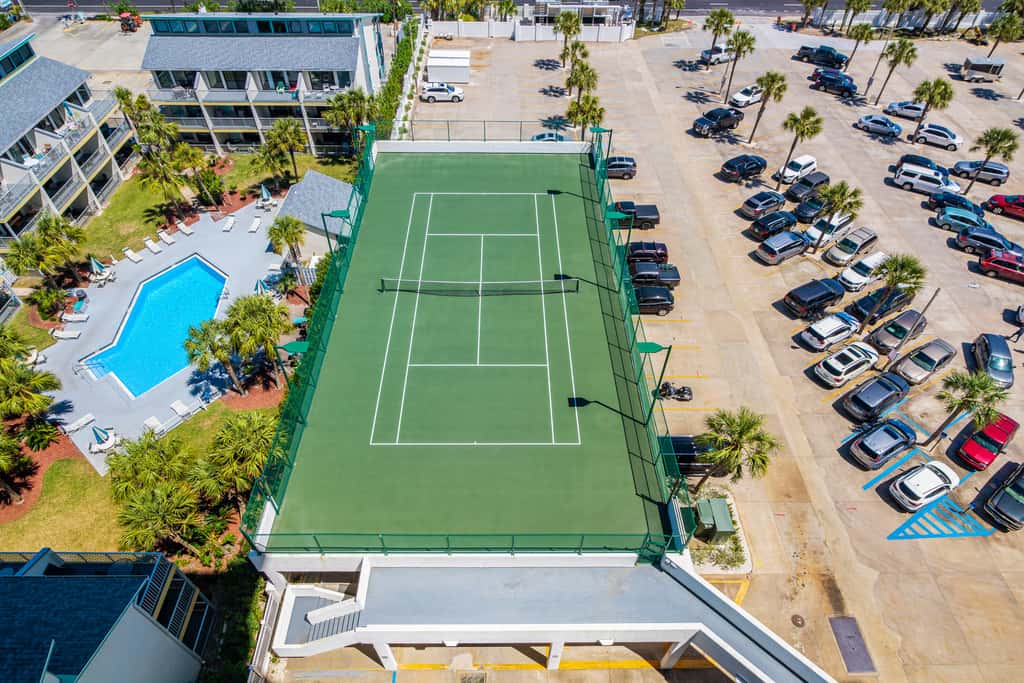 Gulf views from your private balcony - condo with pool , hot tub & beach access