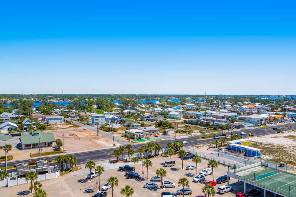 Gulf views from your private balcony - condo with pool , hot tub & beach access