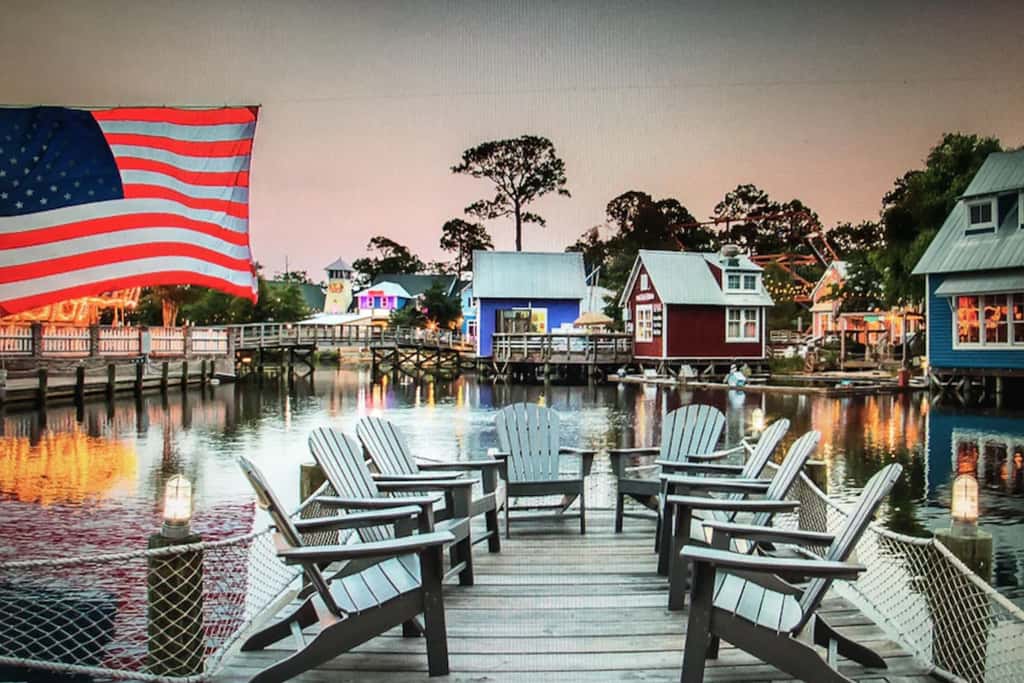 Ocean-view condo with pools & hot tub, balcony, central AC, W&D