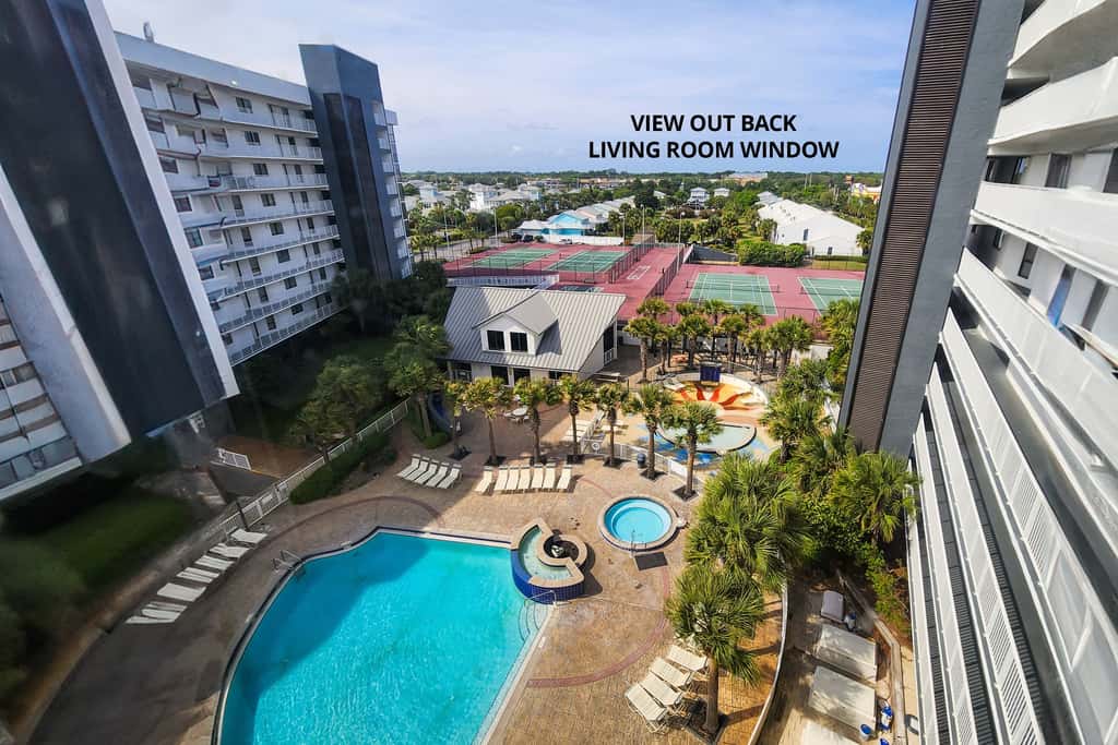 Gulf-front condo with pool, hot tub & included beach service