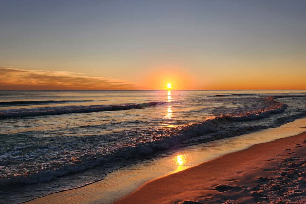 Gulf-front condo with pool, hot tub & included beach service