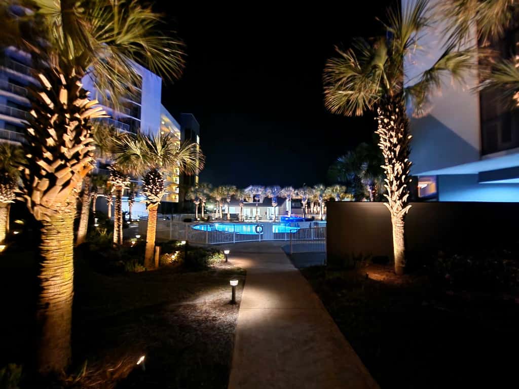Gulf-front condo with pool, hot tub & included beach service