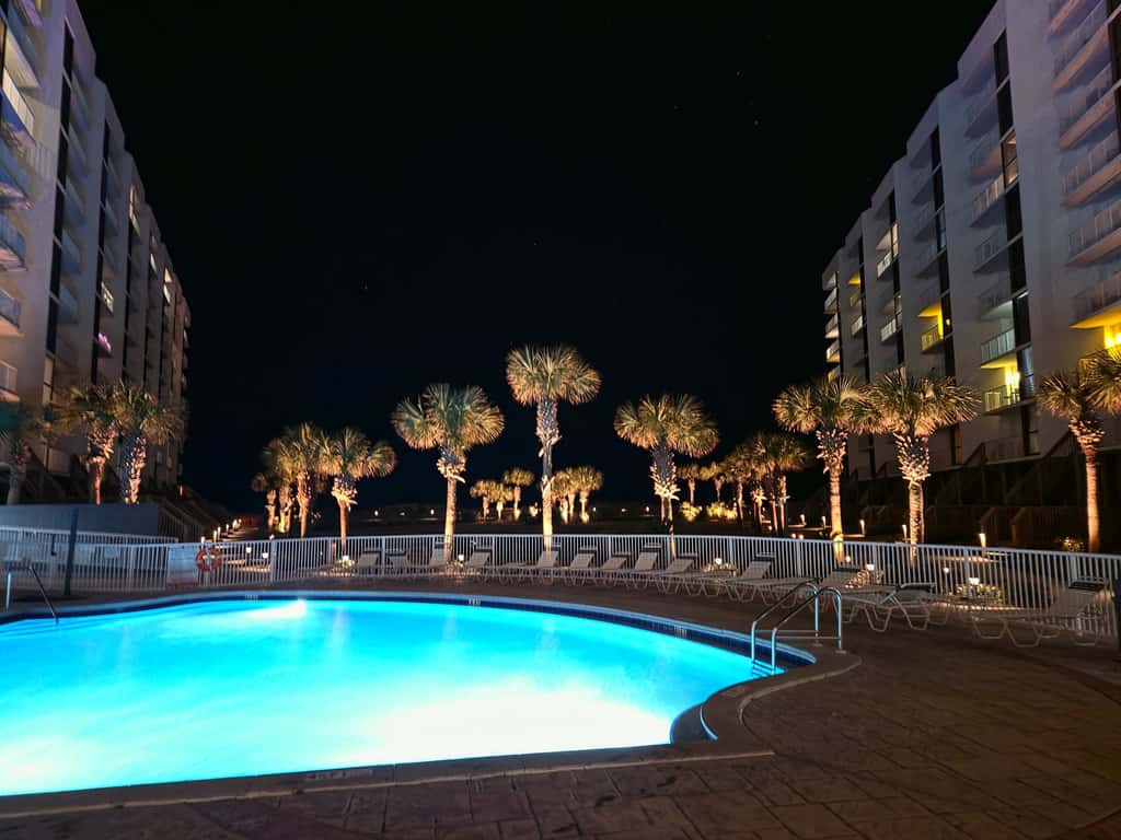 Gulf-front condo with pool, hot tub & included beach service