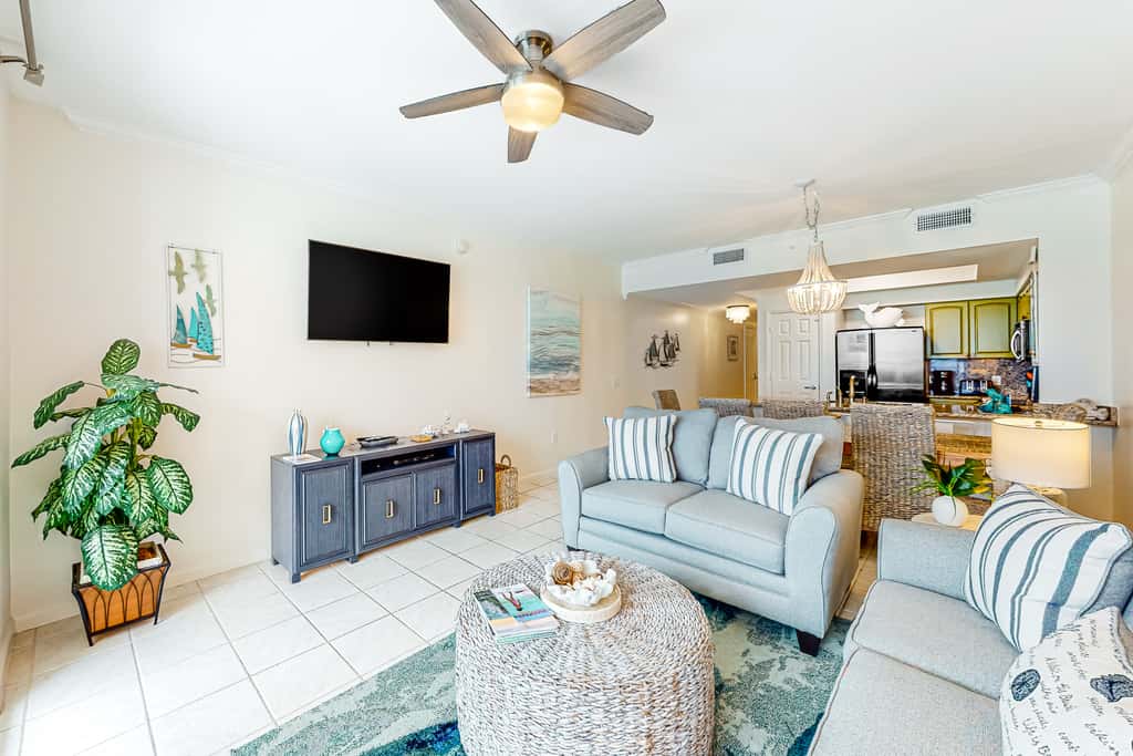 Majestic Sun B1010 Beachfront Bliss with Pool!