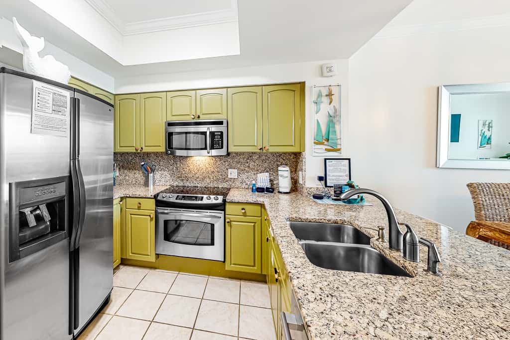 Majestic Sun B1010 Beachfront Bliss with Pool!