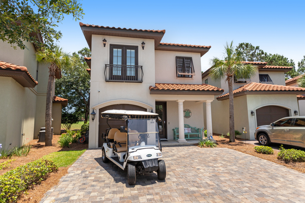 Villa Lago - Emerald Isle