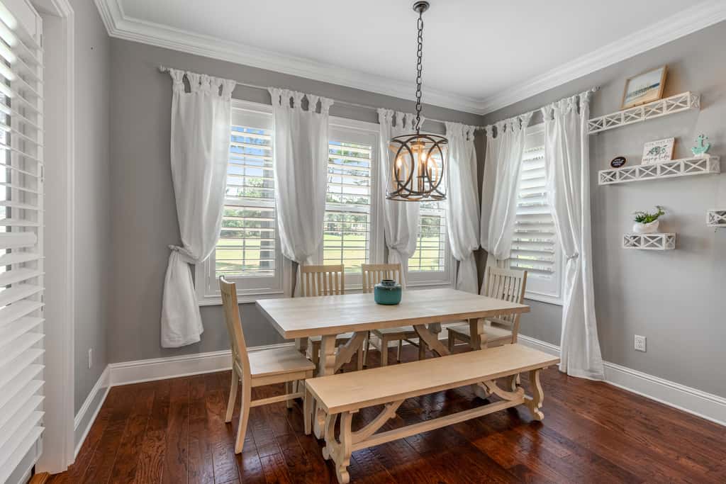 Villa Lago - Emerald Isle