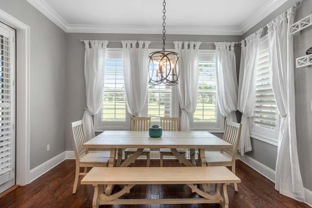 Villa Lago - Emerald Isle