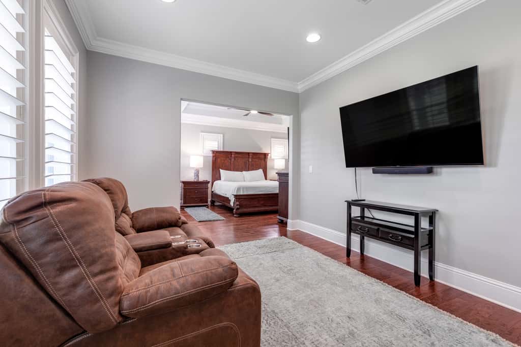 Villa Lago - Emerald Isle