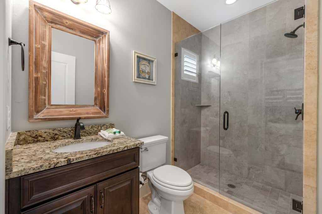 Villa Lago - Emerald Isle