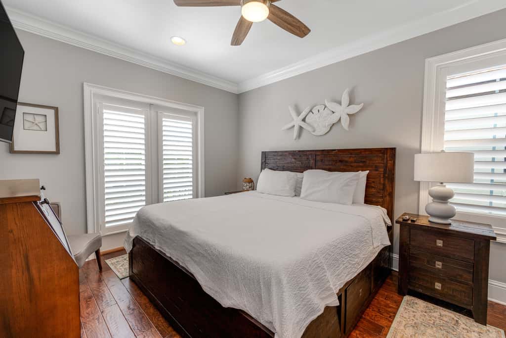Villa Lago - Emerald Isle