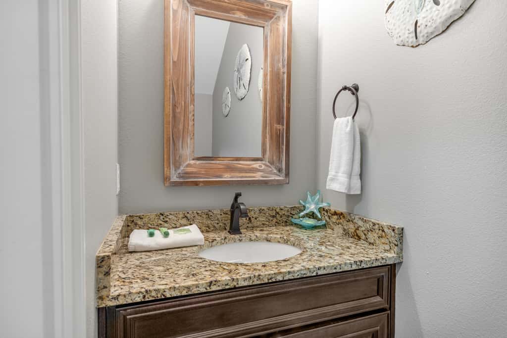 Villa Lago - Emerald Isle