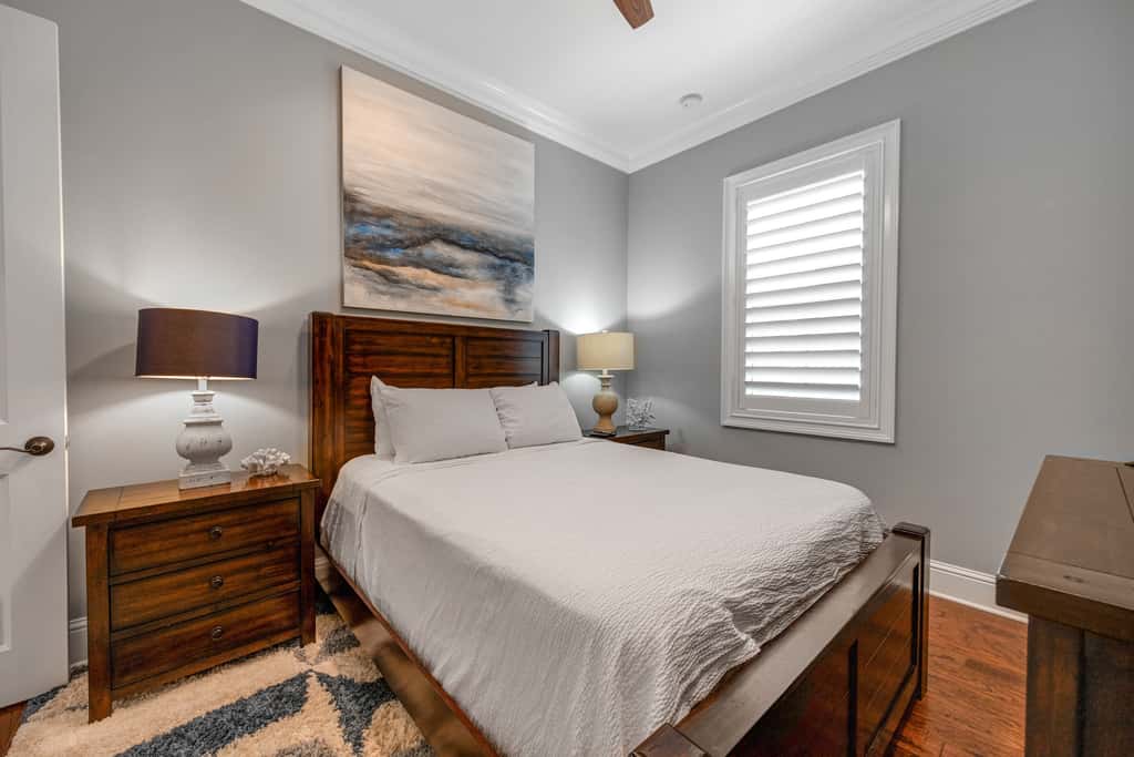 Villa Lago - Emerald Isle