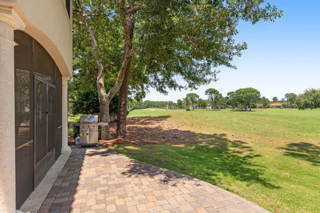 Villa Lago - Emerald Isle