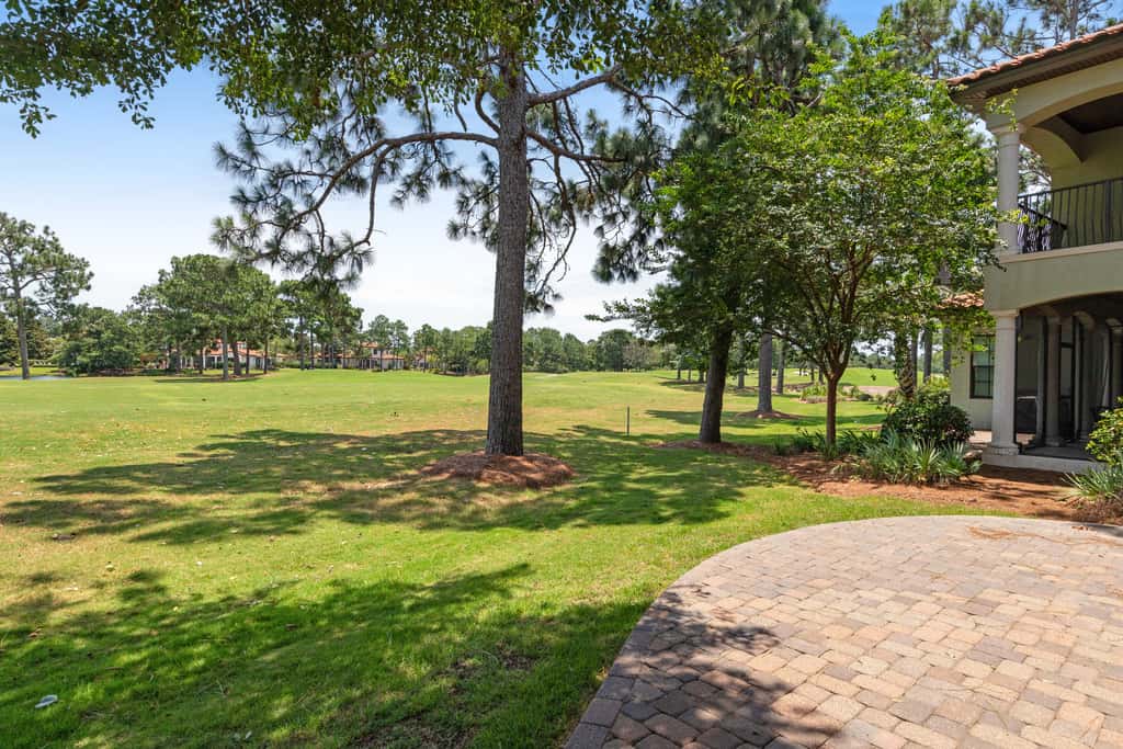 Villa Lago - Emerald Isle