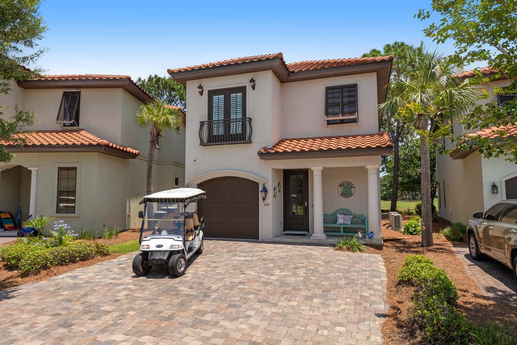 Villa Lago - Emerald Isle