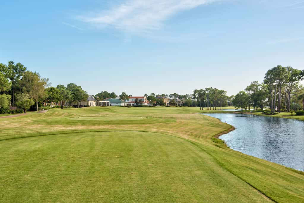 Villa Lago - Emerald Isle