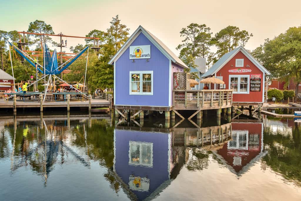 Villa Lago - Emerald Isle