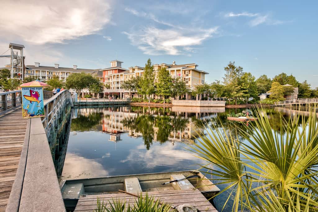 Villa Lago - Emerald Isle