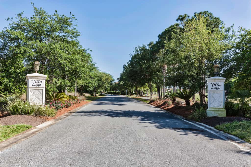 Villa Lago - Emerald Isle