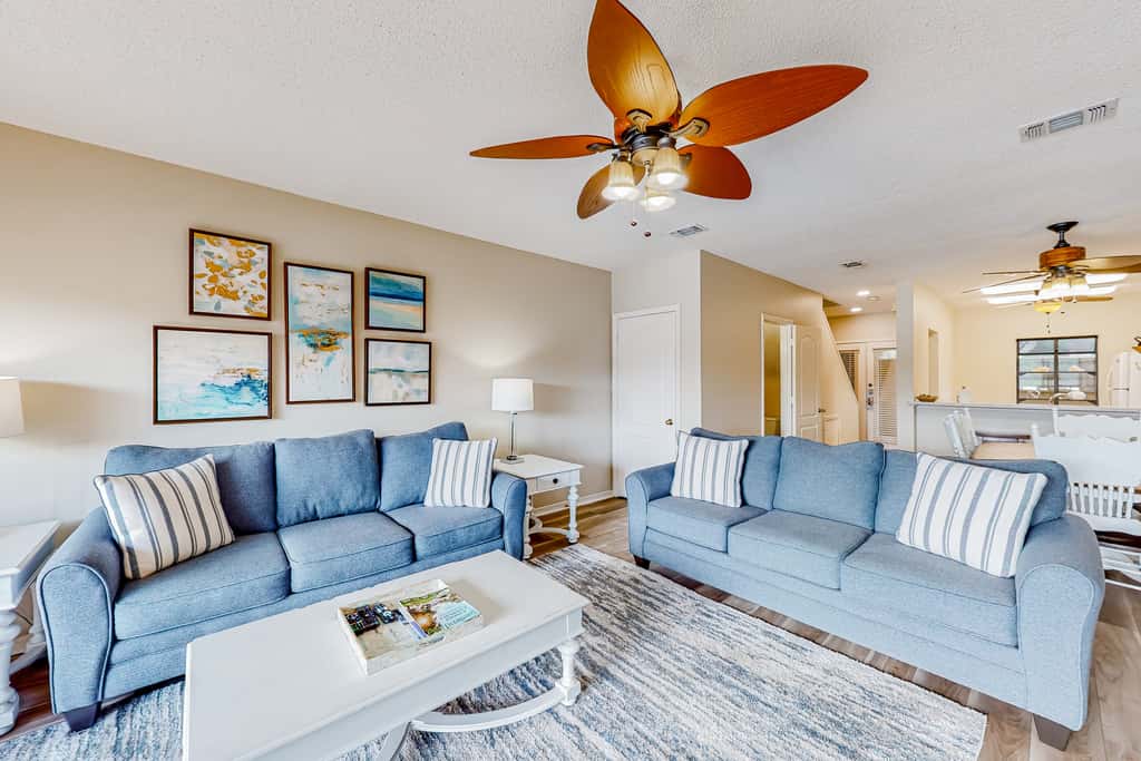 Lakefront resort condo with lake views, hot tub, pool, tennis, golf, deck, W&D