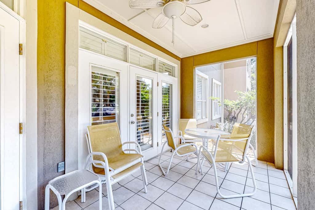 Enchanting home with pool, tennis, golf and washer/dryer
