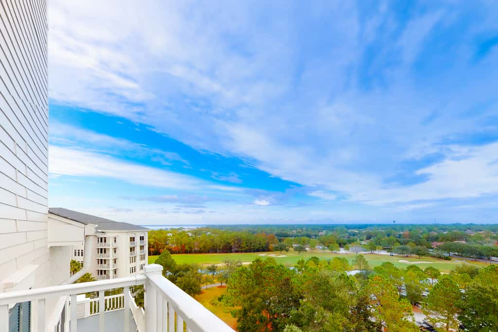 Grand resort condo with golf course, pool & luxe amenities